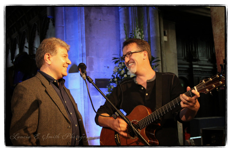 Kevin Belmonte singing with Steve Bell at Oxbridge - image copyright Lancia E. Smith and the C.S. Lewis Foundation, 2011